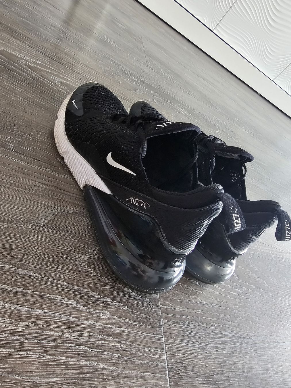 Herrenschuhe: Nike Air Max 270 – Gebraucht aus Langnau i. E. von gas_6wy5 1