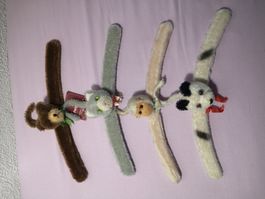4 X MUTZLI KINDER KLEIDERBÜGELN 