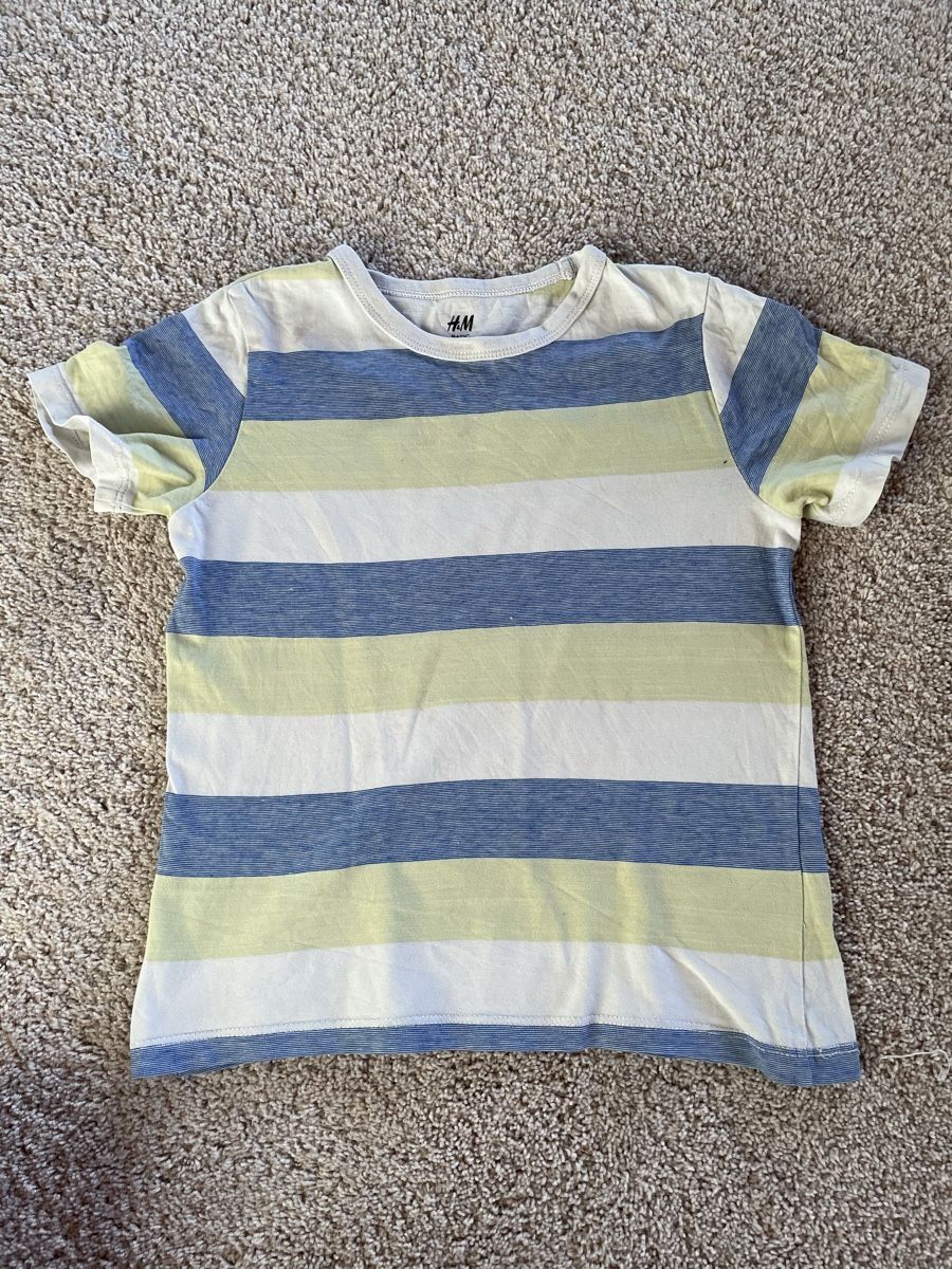 H&M Hemden, T-Shirts & Polos: Tshirt kid  – Gebraucht aus Herisau von Ciaoschein