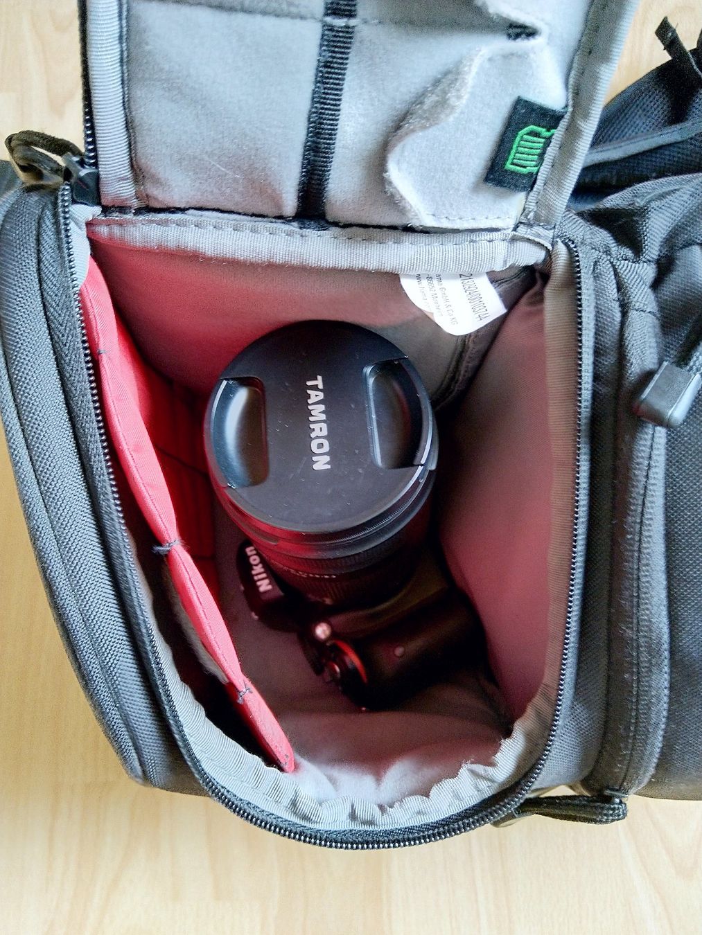 Hama Zaini: Fotorucksack HAMA Daytour 230 4-Side Loader Backpack – Usato da Romanshorn venduto da Stubsinator 8