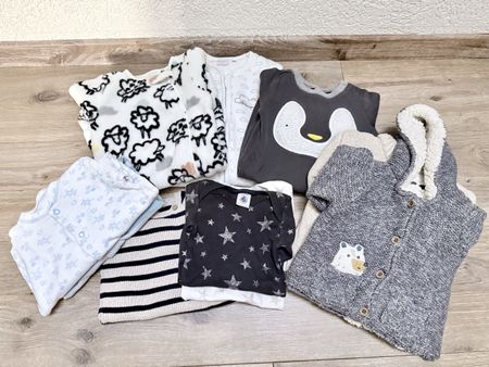 10 pieces of baby clothes - 0-6 months, good condition