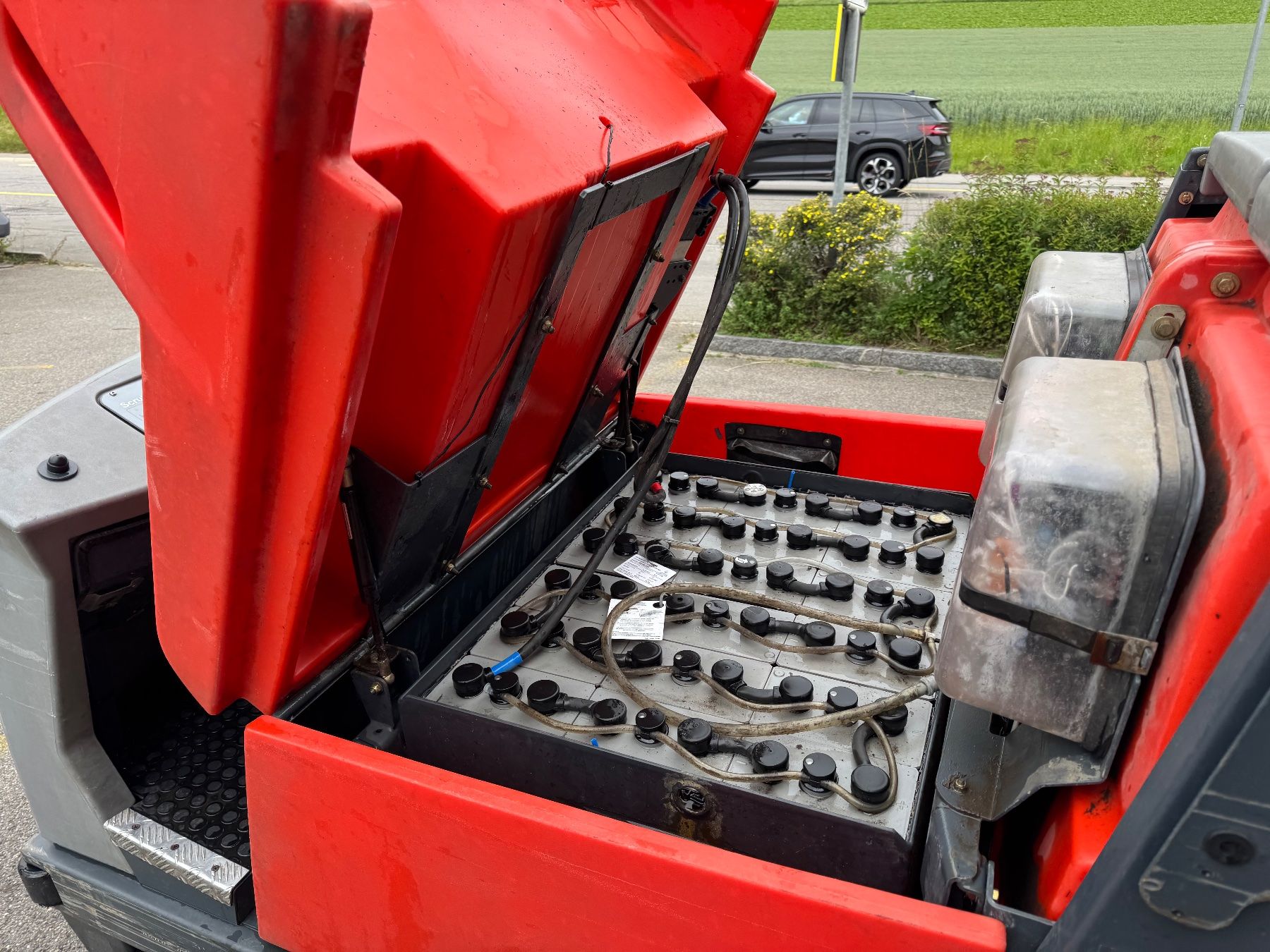 Hako Toutes les machines: Scheuersaugmaschine Hako B310R gebraucht – D'occasion à Zäziwil par Motorgeraete 5