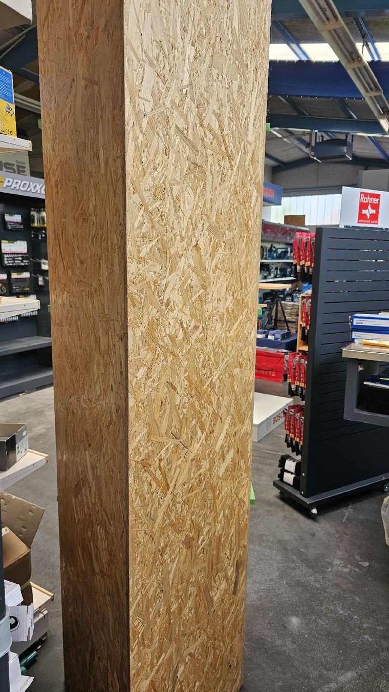 Scaffali: Holz Regal OSB mit Metallschienen – Usato da Koppigen venduto da Bracher_Mail-House 2