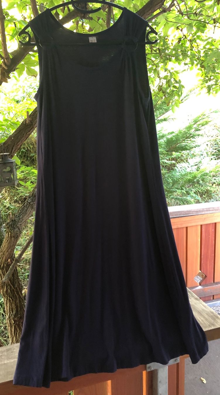 Vestiti: SOMMERKLEID ☀️  Gr.40, marine – Nuovo (secondo la descrizione) da Mühlebach (Goms) venduto da chr_q6d8 2