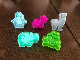 Lot de 5 Emporte-pièces Animaux avec poussoir