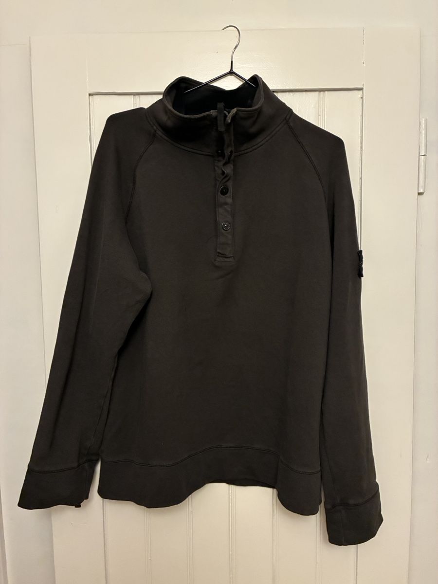 Stone Island Pulls & Sweat-shirts: Stone Island Pullover – D'occasion à Spiegel b. Bern par pat_bae_95