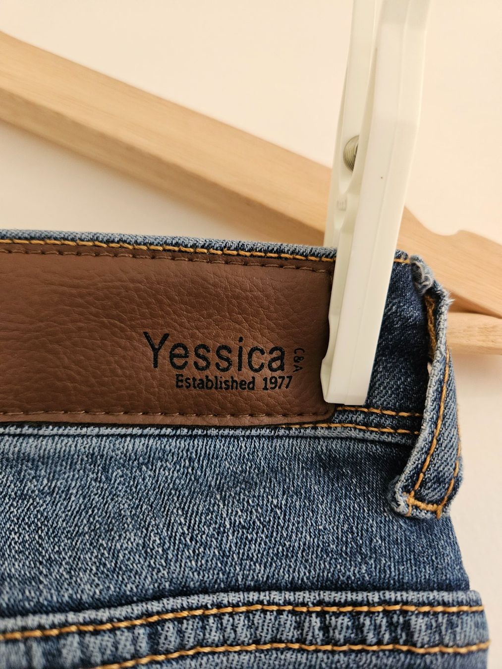 C&A Jeans: Tolle Jeans Gr.34 – Gebraucht aus Schaffhausen von sabrina915 4