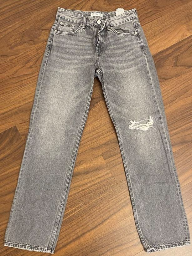 Bershka Jeans: Jeans grau Bershka Grösse 36 – Usato da Buchs SG venduto da leo_7hcw