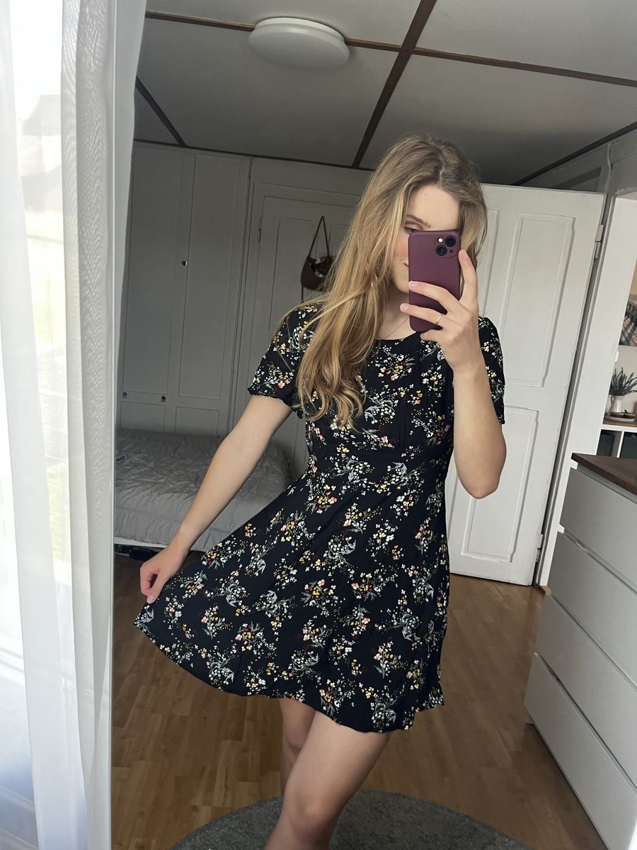 Vestiti: Sommerkleid – Usato da Urtenen-Schönbühl venduto da eka_dhj2 1
