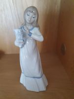 NADAL Porzellan Figur mit Hund 20 cm