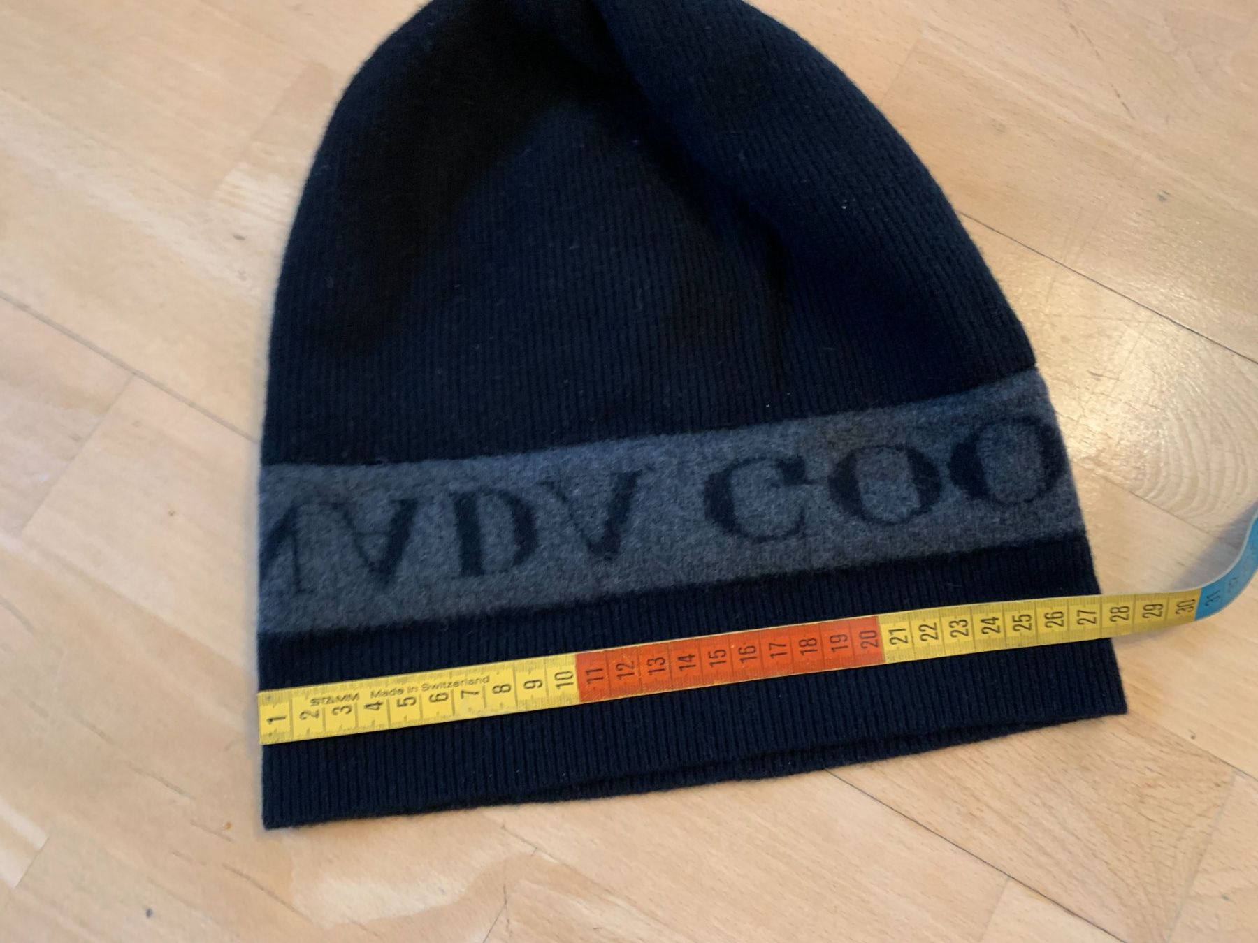 Gucci Copricapi, berretti & cappellini: CANADA GOOSE Mütze, 100% Merino – Usato da Worb venduto da farben20zauber 1