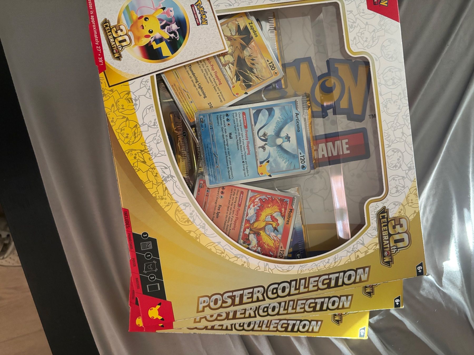 Pokémon Carte collezionabili: 3 Poster Collection 30th EN – Nuovo e nell'imballaggio originale da Basel venduto da luk_2qtj