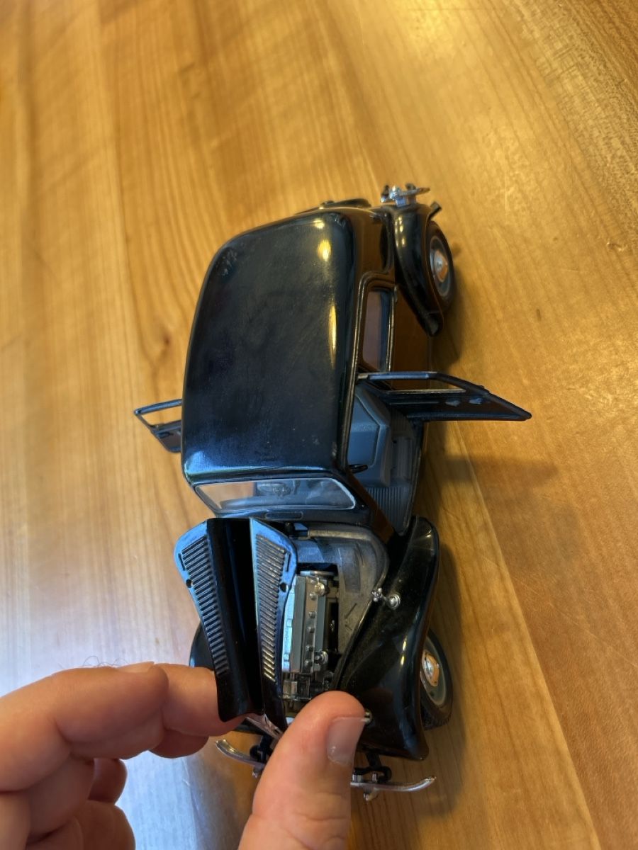 Citroën Modellini d'auto: Modellauto Schwarz Citroen Traction Avant gebraucht – Usato da Wynigen venduto da nawy82 1