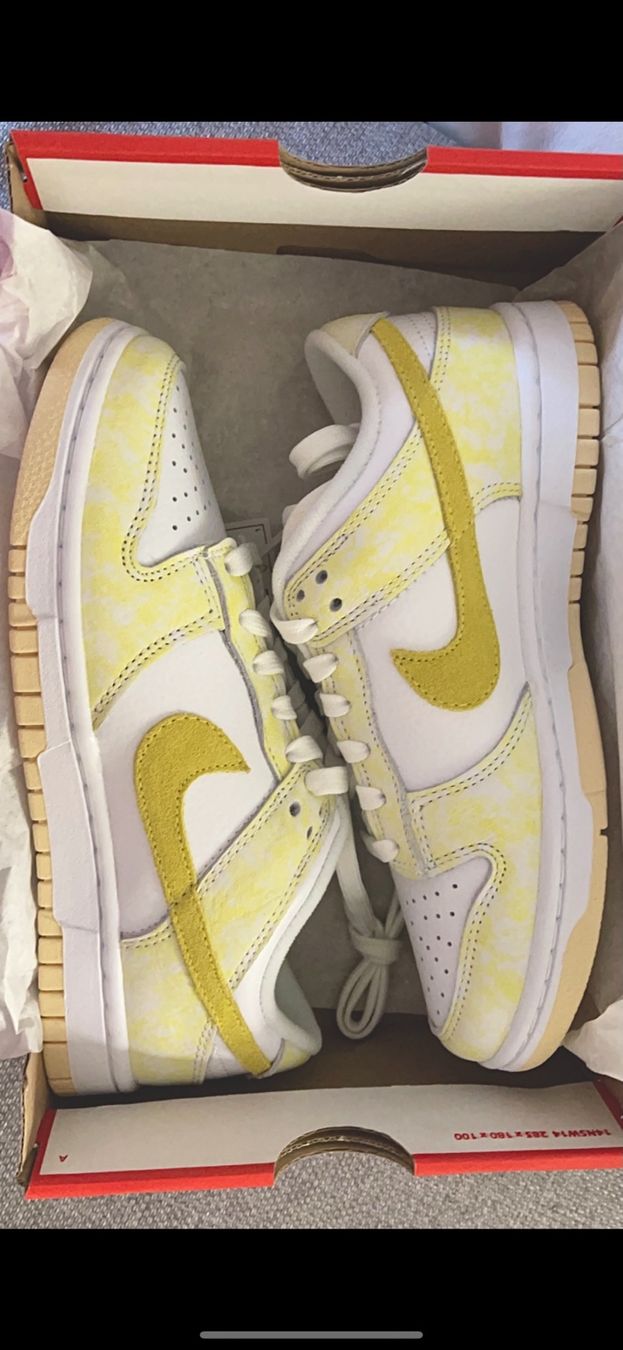 Nike Scarpe da donna: Nike Dunk Low Yellow Strike Sneakers – Usato da Stäfa venduto da sinabirrer 3