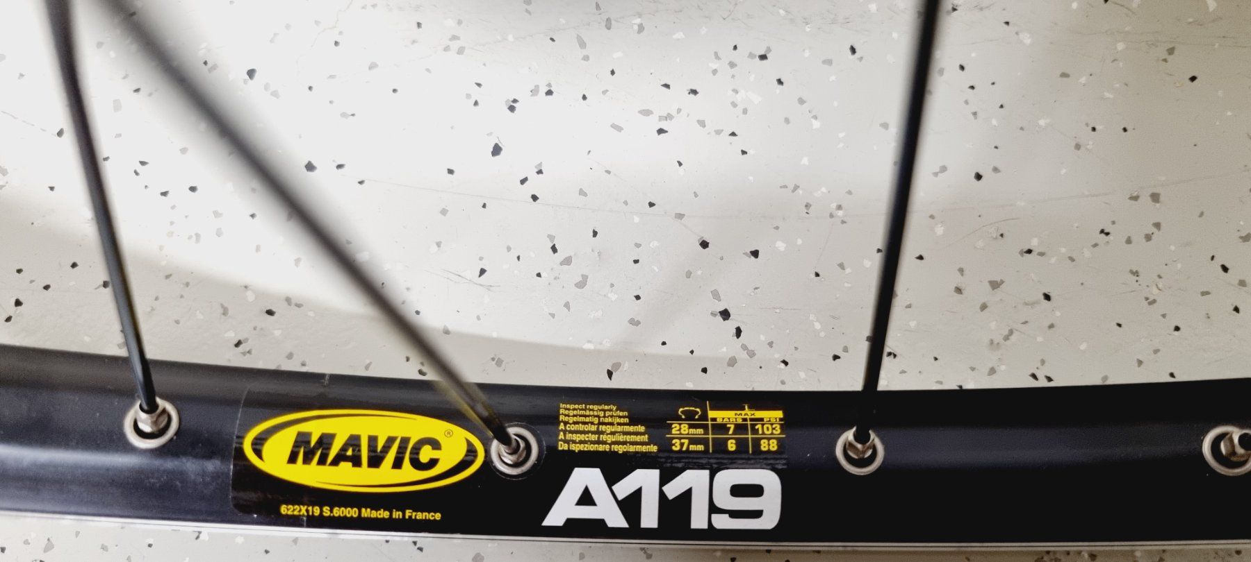 Mavic Pezzi di ricambio: Mavic Vorderrad 28" Neu,und ungebraucht – Nuovo (secondo la descrizione) da Zürich venduto da emi_rp8k 5