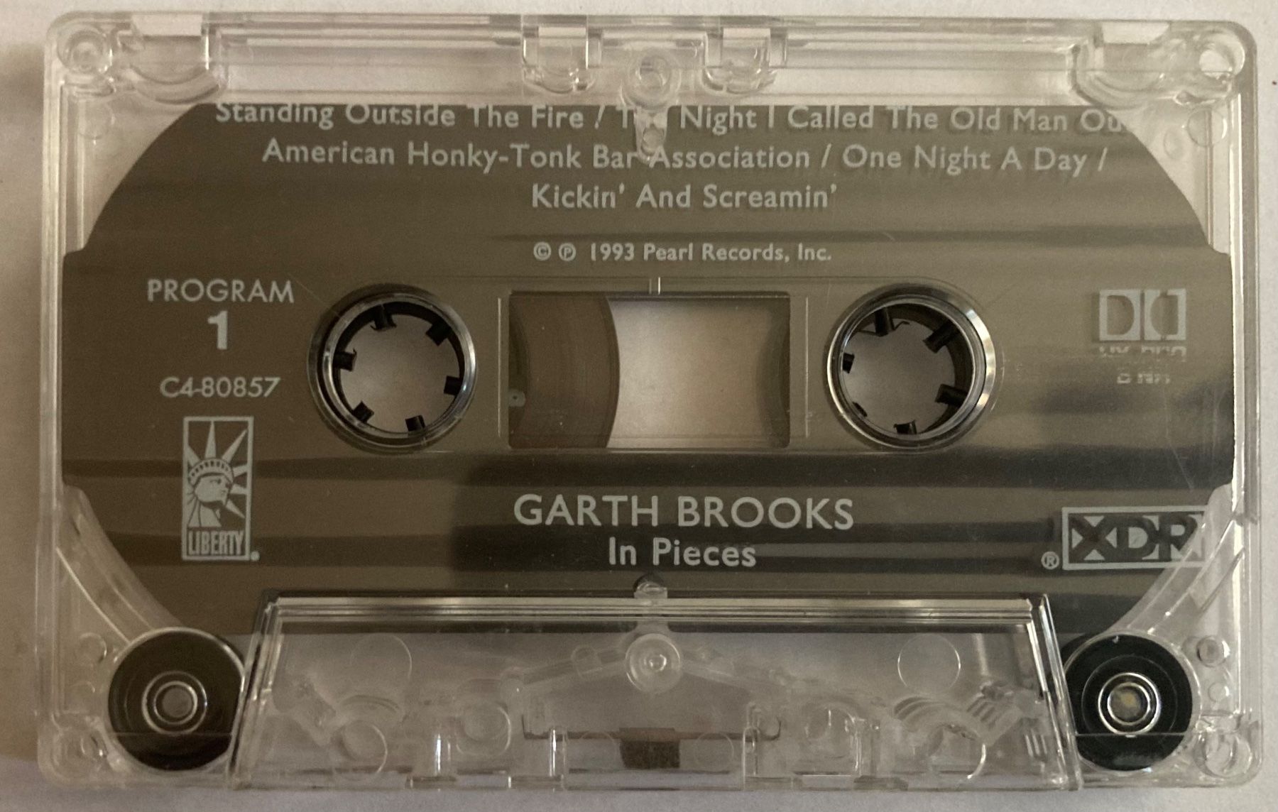 Musicassette: GARTH BROOKS - IN PIECES – Usato da Poliez-Pittet venduto da Newtown-Records 2