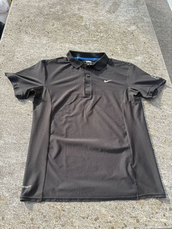 Nike Polo Shirt Grösse Large Roger Federer style 