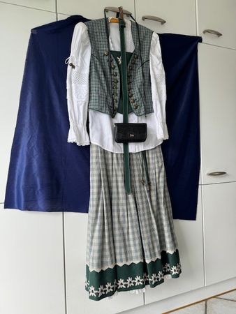 Echtes Dirndl Marke "Helene Strasser"