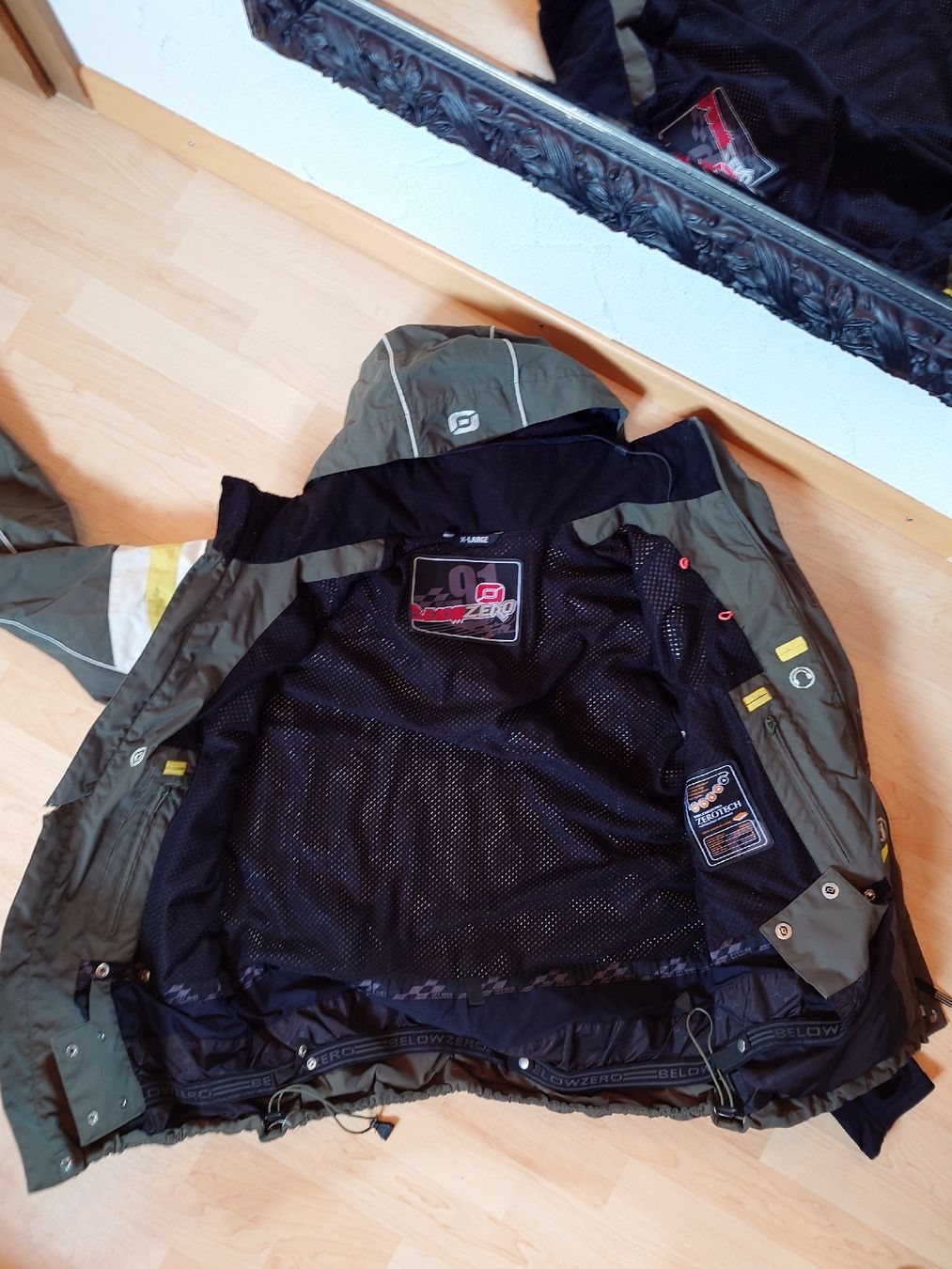 Giacche: Below Zero Skijacke Herren Grösse XL – Usato da Einsiedeln venduto da Stradivarius0815 3