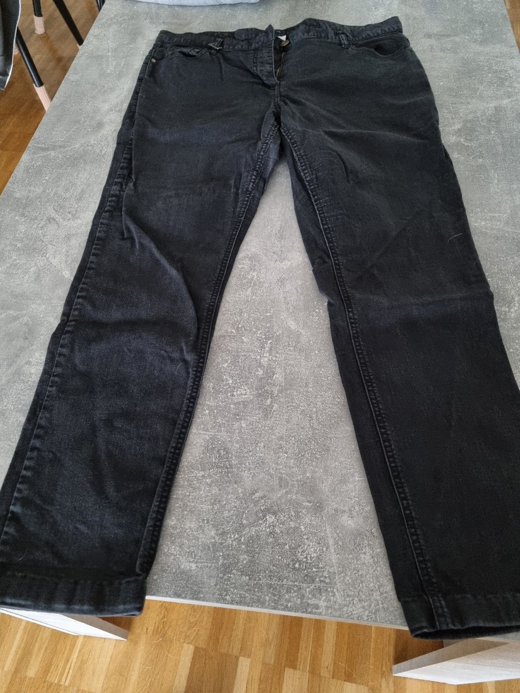 Jeans: jeans grösse 46 – D'occasion à Zuchwil par silvermoon74