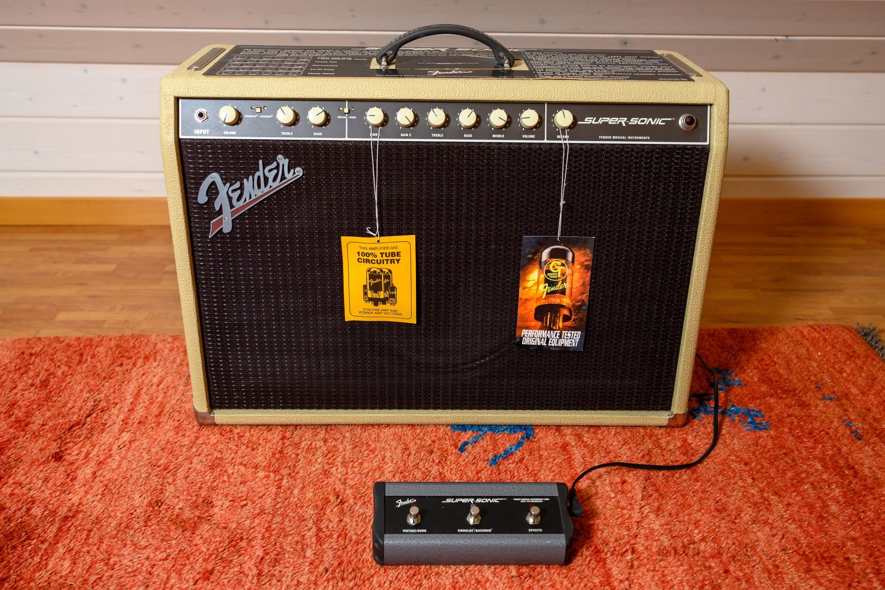Fender Amplificatori: Fender Super Sonic 60 – Usato da Gipf-Oberfrick venduto da MosSixtieOne
