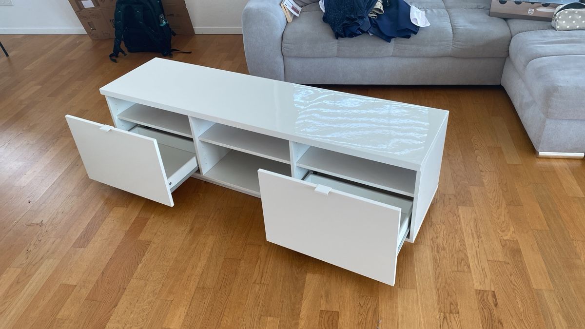 Ikea Meubles TV: Fernsehmöbel – D'occasion à Seon par Dario_14