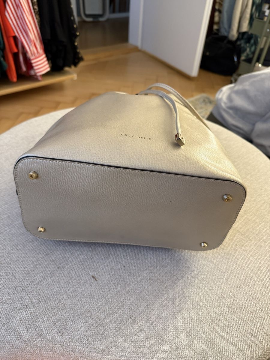 Coccinelle Taschen für Damen: Coccinelle Beutel Tasche – Gebraucht aus Luzern von Grawp 2