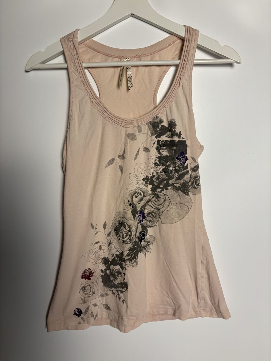 Top: vintage 2000s print tank top – Usato da Leissigen venduto da lamooniade 1