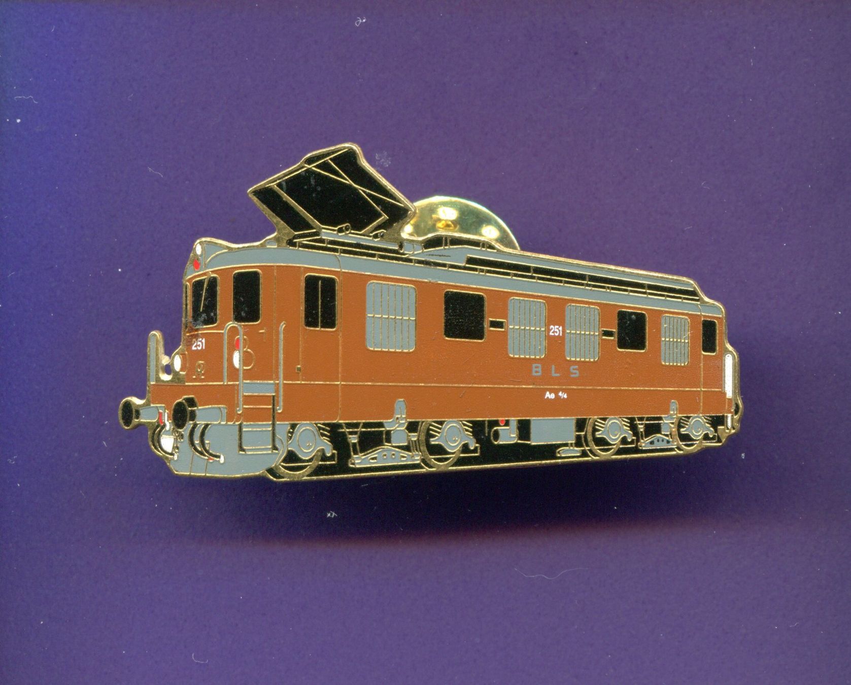 Placchette & Badge: Schmid-Müller  BLS  Ae 4/4  Lim.100 – Usato da Winterthur venduto da Sammleroase
