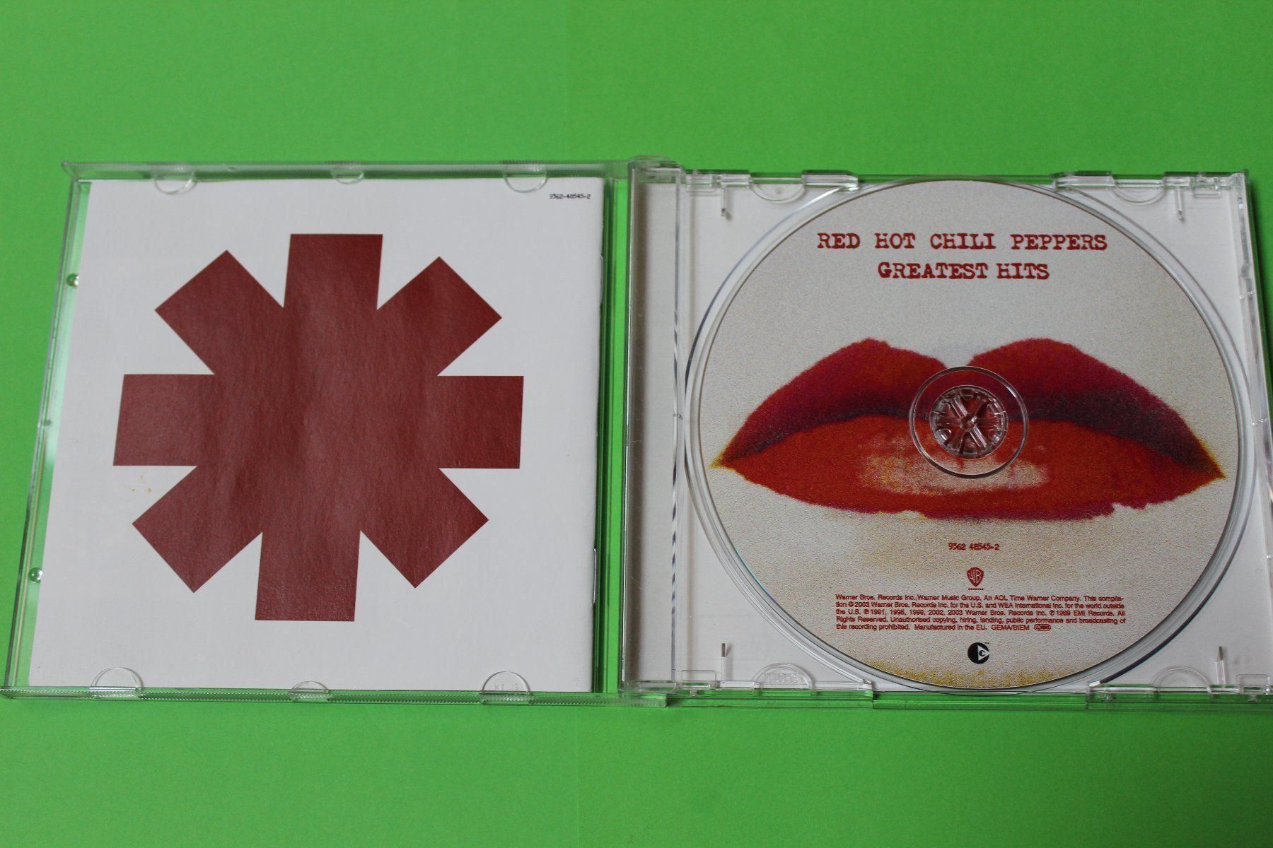 CD: RED HOT CHILI PEPPERS - GREATEST HITS CD! – Usato da Tübach venduto da JamesStone 4