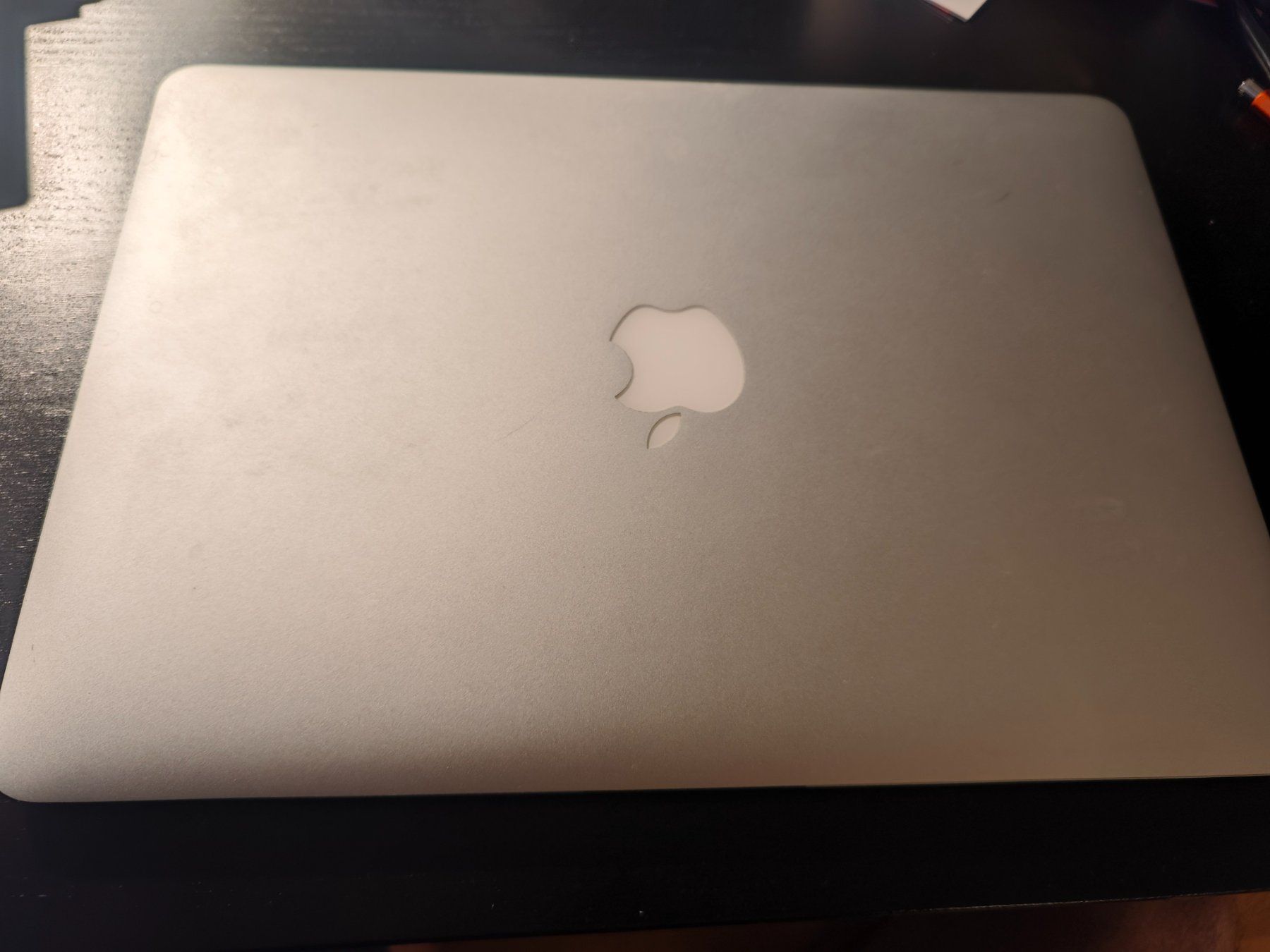 Apple Notebook: Apple MacBook Air 13" Intel Core i5 4GB RAM – Usato da Zürich venduto da allezplusloin 1