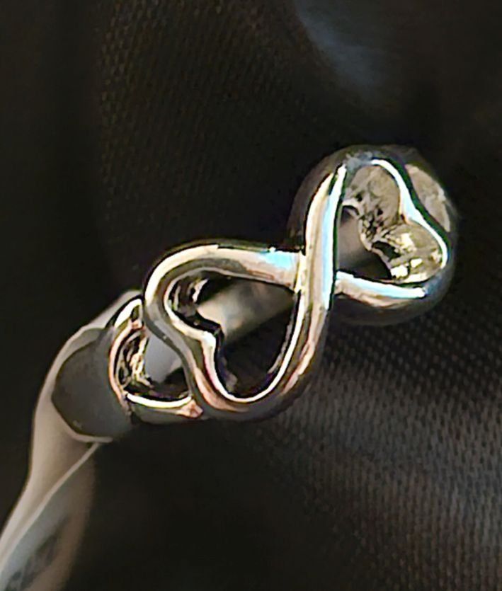 Anelli: Eleganter Ring Herz, 925 versilbert, Gr. 8 – Nuovo (secondo la descrizione) da Grenchen venduto da maretop