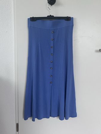 Polo Ralph Lauren New Merino wool skirt with button placket