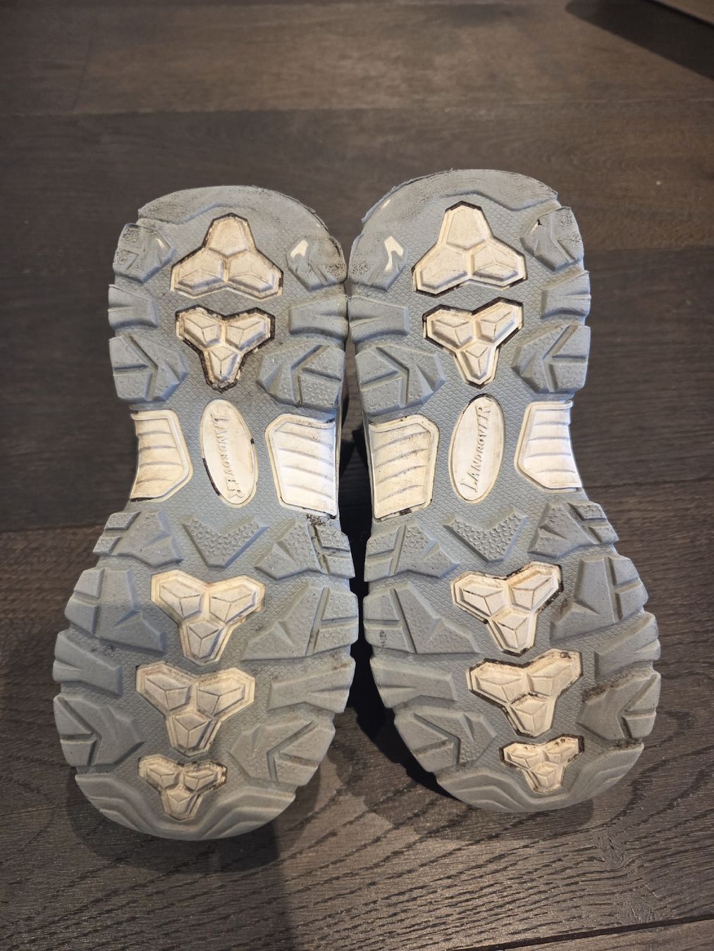Scarpe per ragazze: Kinder Wanderschuhe lila Grösse 31 – Usato da Glattpark(Opfikon) venduto da mammut66 1