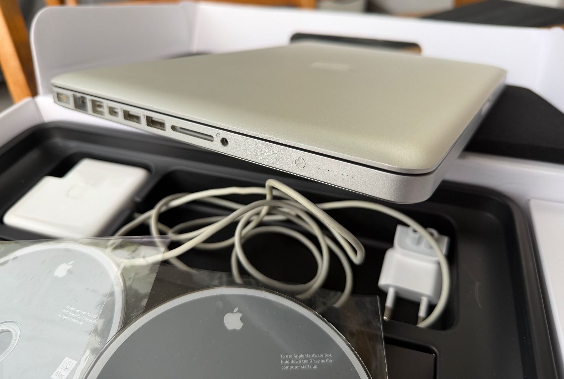 Apple Notebooks: MacBook Pro 13 Zoll mit Zubehör und Software CD-s – Defekt aus Thun von sansan01 3