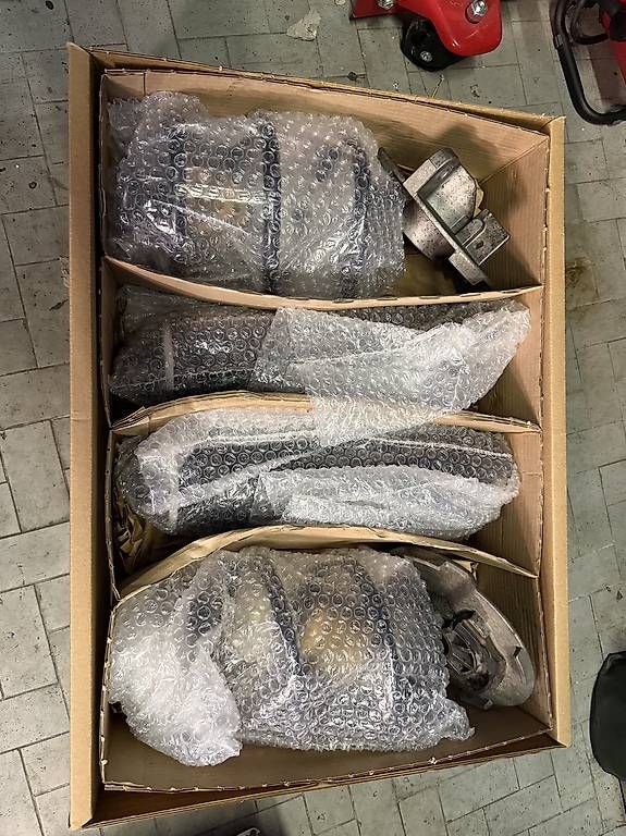 Welt der Tiere: Original Feder BMW M3 G80 – Gebraucht aus Pieterlen von bse_96hf 2