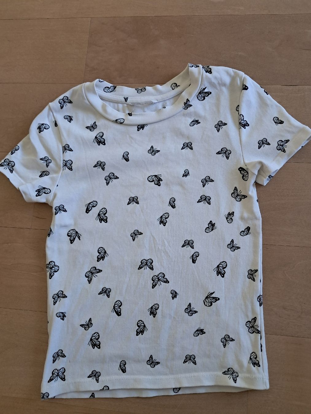 Blusen, T-Shirts & Tops: Süsses Shirt Gr. 158 – Gebraucht aus Winterthur von fabelwin