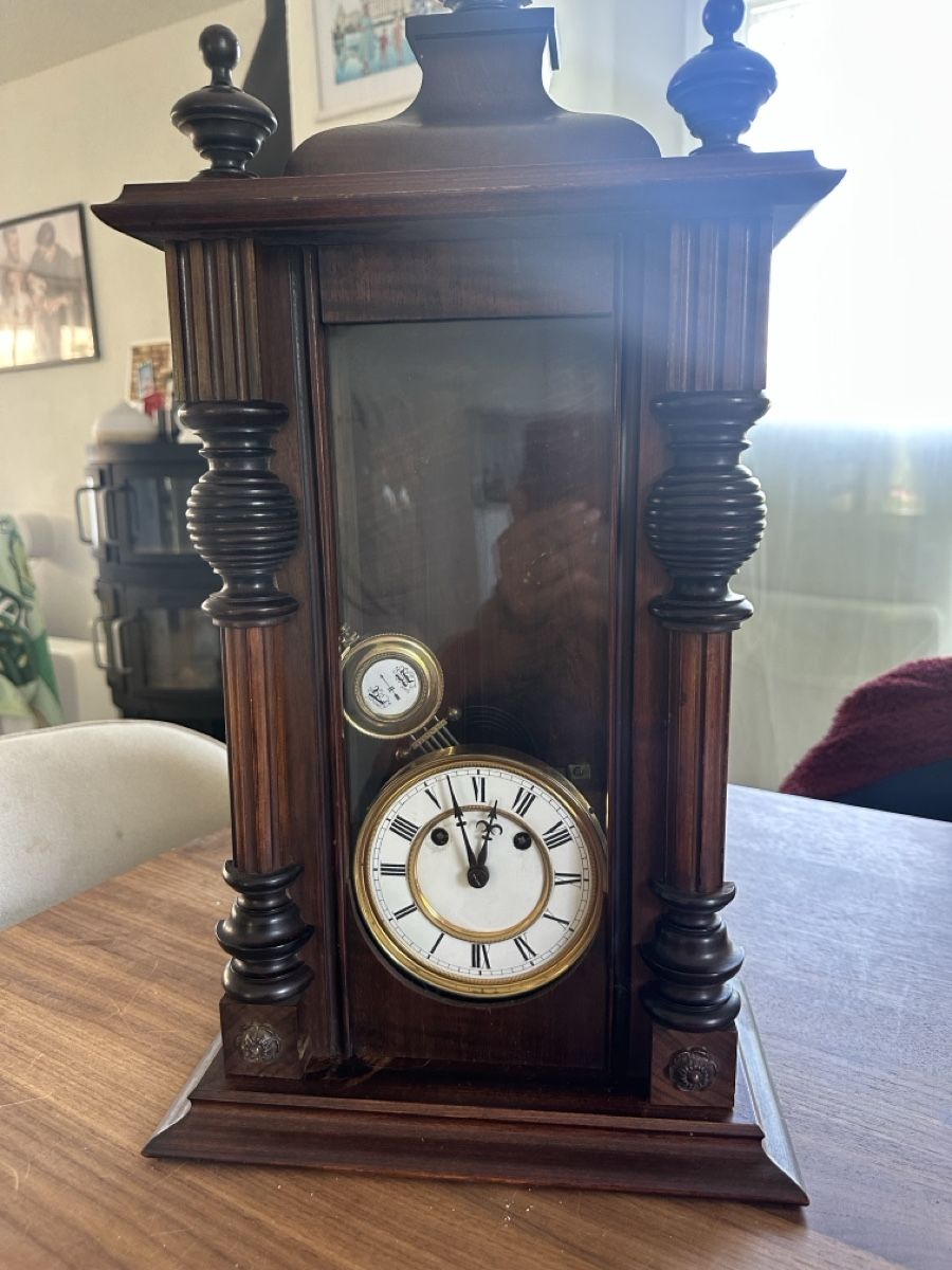 Stand- & Wanduhren: Antiker Gustav Becker Regulator - Wanduhr – Gebraucht aus Zollikofen von Taximan89