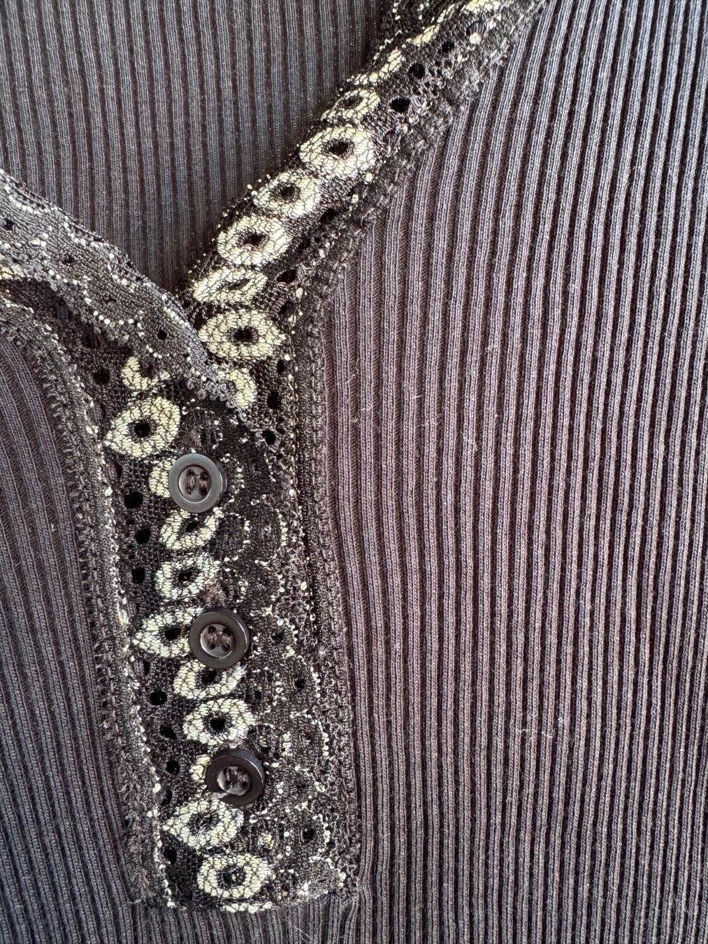 Caroll Top: Caroll langarm top mit spitze Gr.36 – Usato da Thun venduto da Iriska77 2
