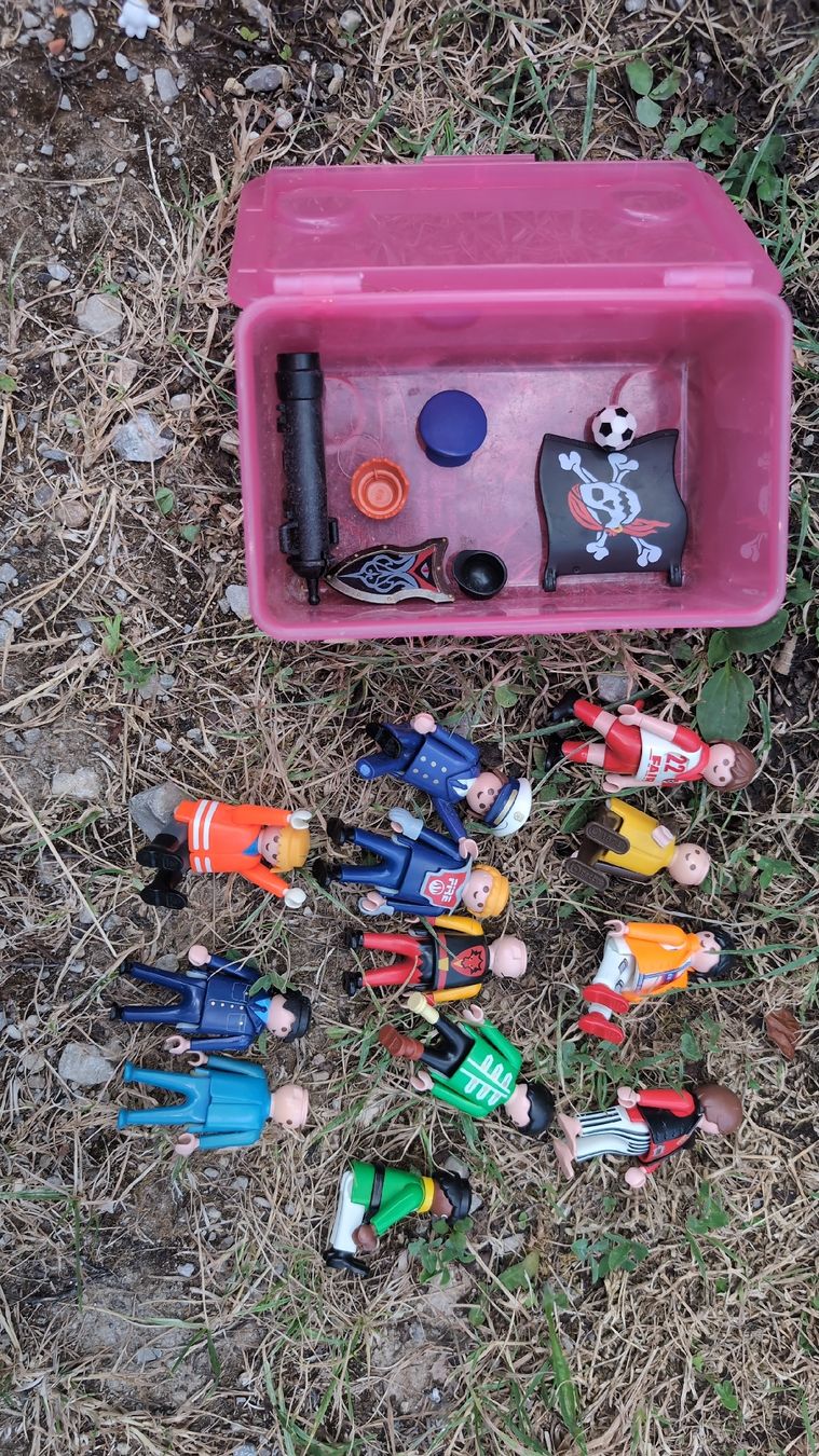 Playmobil Spielzeuge: playmobil menschen 12 stk – Gebraucht aus Oltingen von gys_2yjc 1
