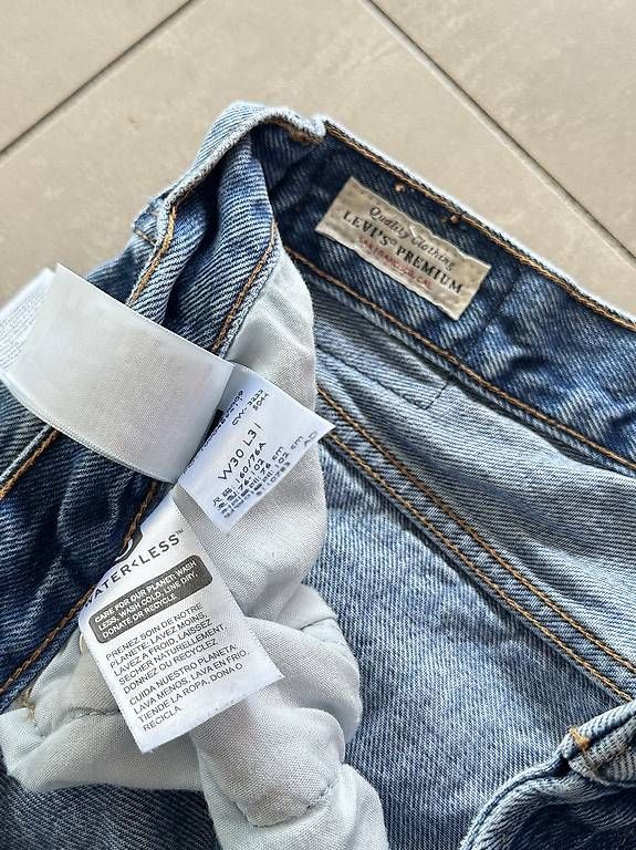 Levi's Jeans: Jean Levi's 501  ´81 - W 30 L31 – Usato da Montpreveyres venduto da Donlaeti25 3