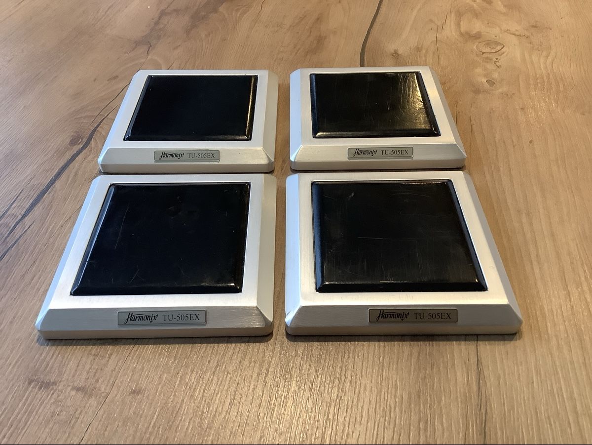 Casse acustiche: Harmonix TU-505EX Füsse-Set, 4 Stk. – Usato da herzogenbuchsee venduto da HIFIANER 3
