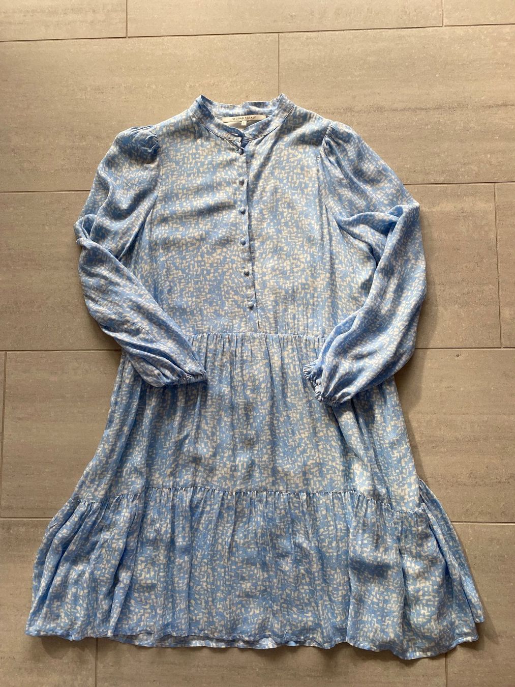 Vestiti: Süsses Kleid von Second Female Grösse 36/S – Nuovo (secondo la descrizione) da Uetikon am See venduto da cristalllina 6