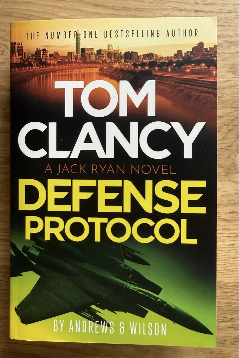 Bücher: BOOK Defense Protocol by Tom Clancy ENGLISH – Gebraucht aus Frauenfeld von Lunarlilac
