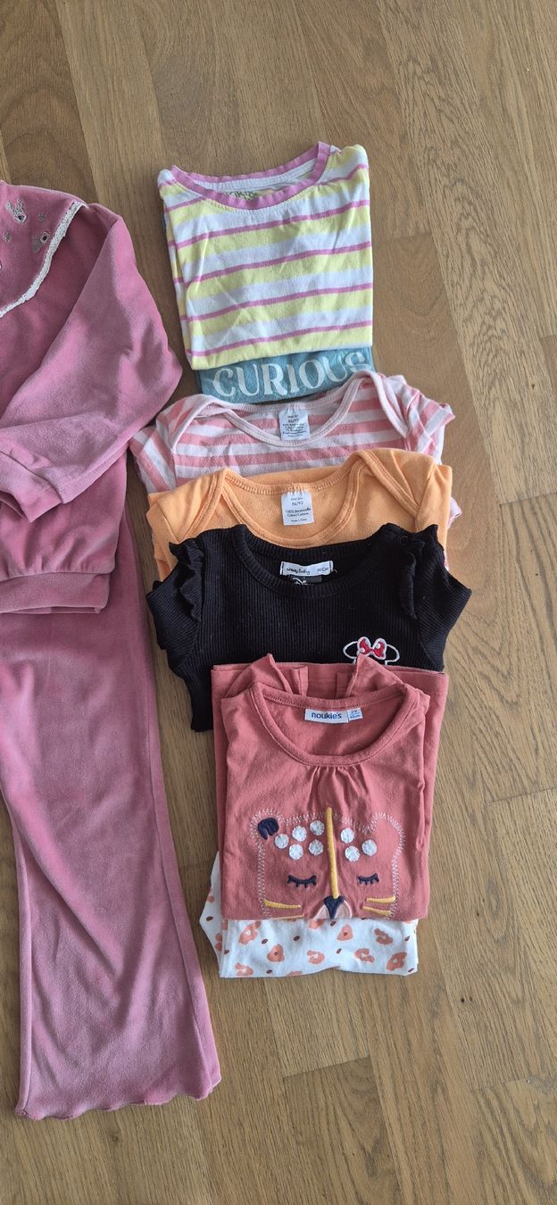 Lotti & Set di vestiti: Mädchen Kleiderpaket Gr. 92 – Usato da Oberwil b. Zug venduto da Enie93 3