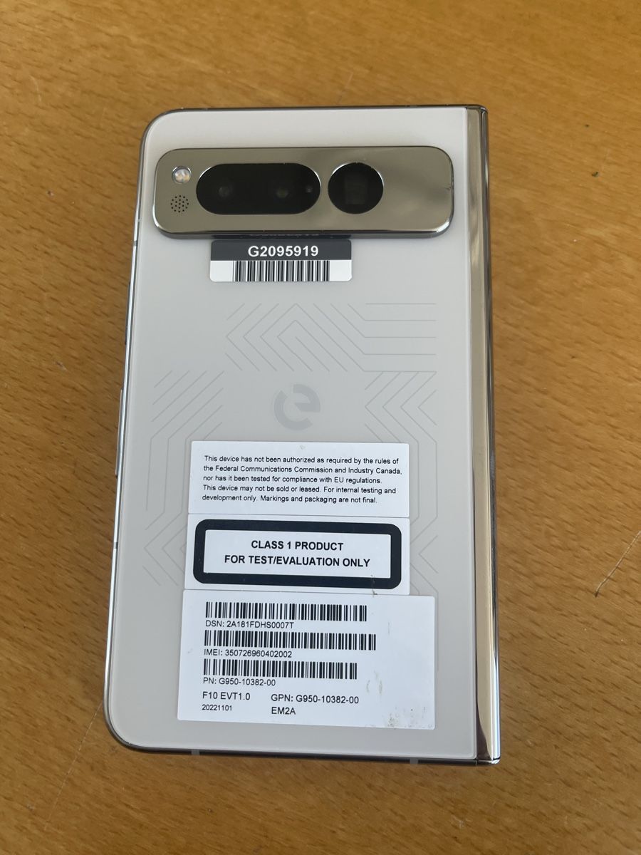 Google Telefoni cellulari / Smartphones: Google Pixel Fold test Gerät neuwertig – Usato da Wängi venduto da Bmo 1