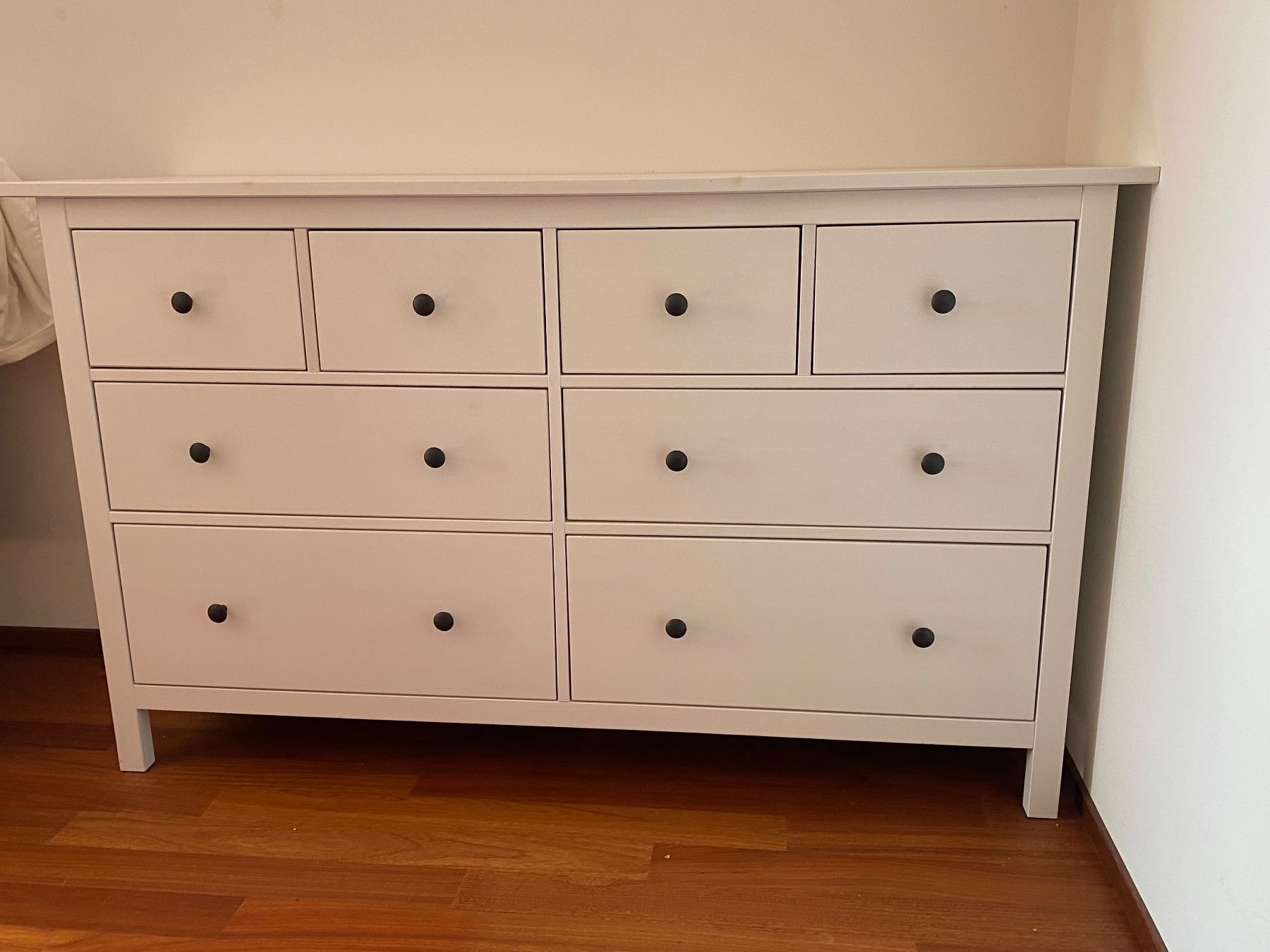 Ikea Cassettiere: HEMNES Kommode mit 8 Schubladen – Usato da Luzern venduto da cege1129