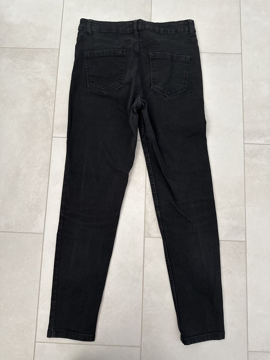 Jeans: Schwarze Damen Jeans Oasis Gr. 40 – Usato da Zug venduto da Hehe 5