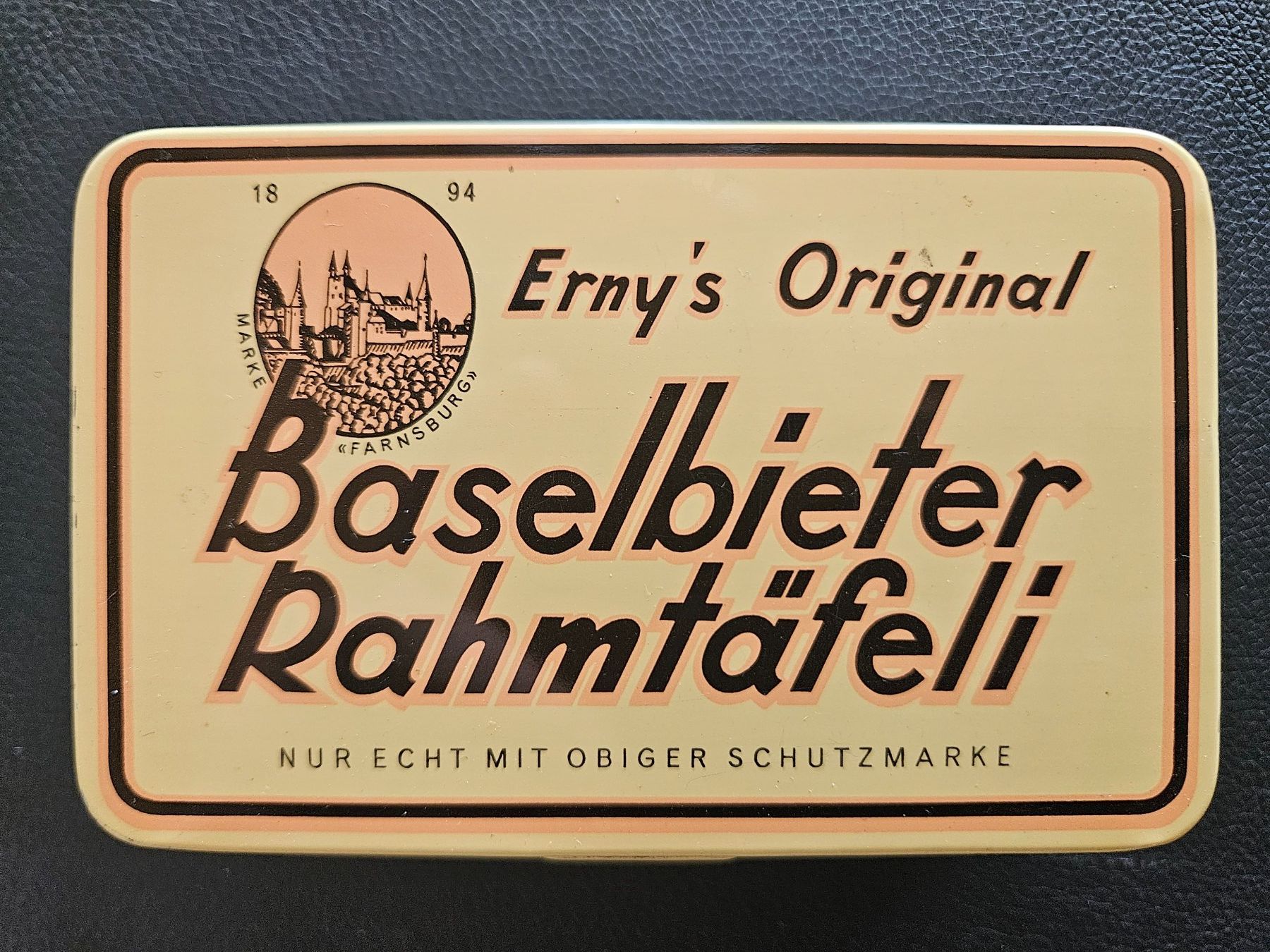 Barattoli: Blechdose Erny's Baselbieter Rahmtäfeli – Usato da Münchwilen AG venduto da pel_y9jx