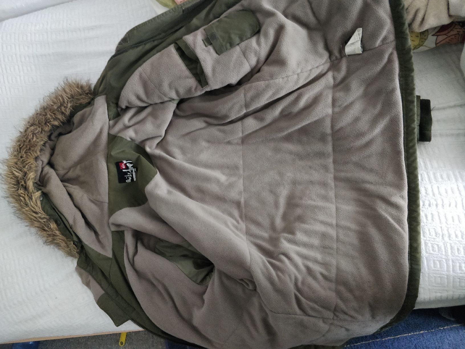 Quiksilver Giacche: Quiksilver Winterjacke – Usato da Flawil venduto da rcnkr 1